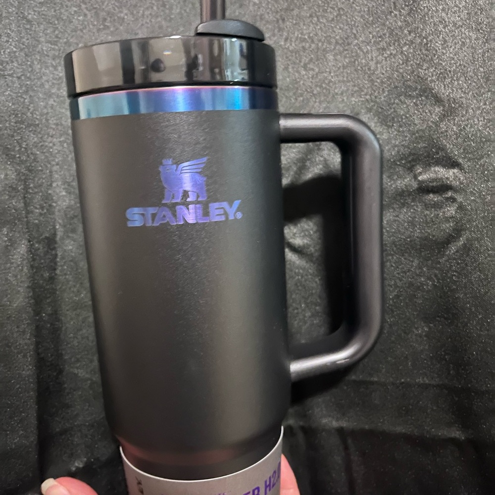 🖤🦄Stanley Black Chroma! 30 0Z last one!! - Picture 8 of 8